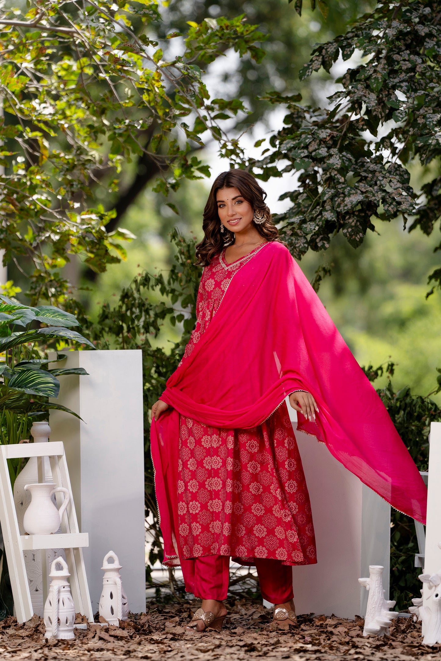 Magenta Muslin Embroidered printed (3 Pcs Set) Suit Set
