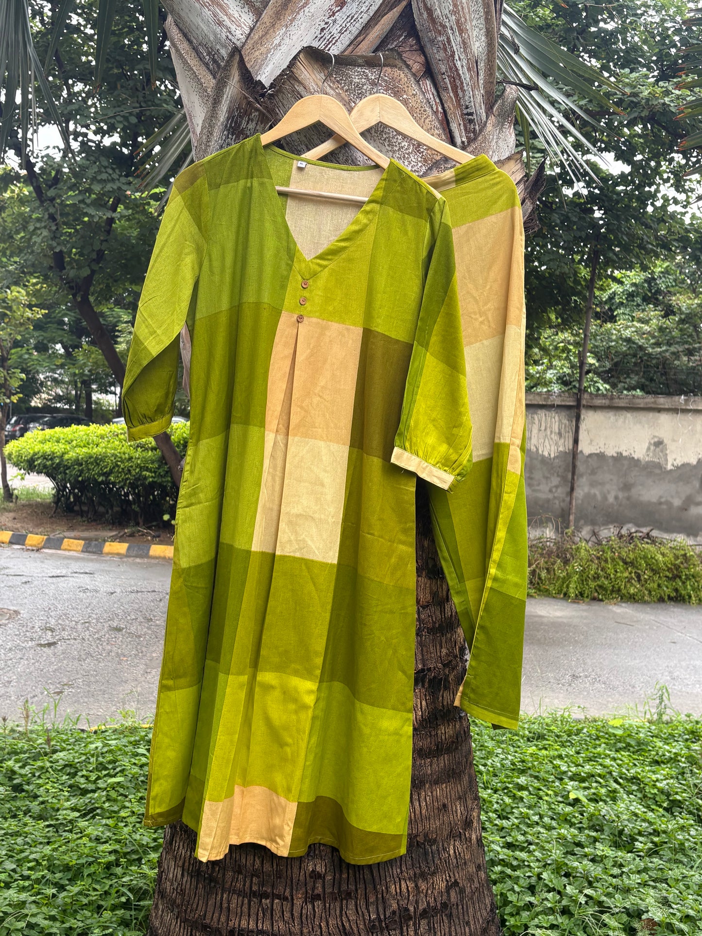 Green Cotton Checked Suit Set (Set of 2)