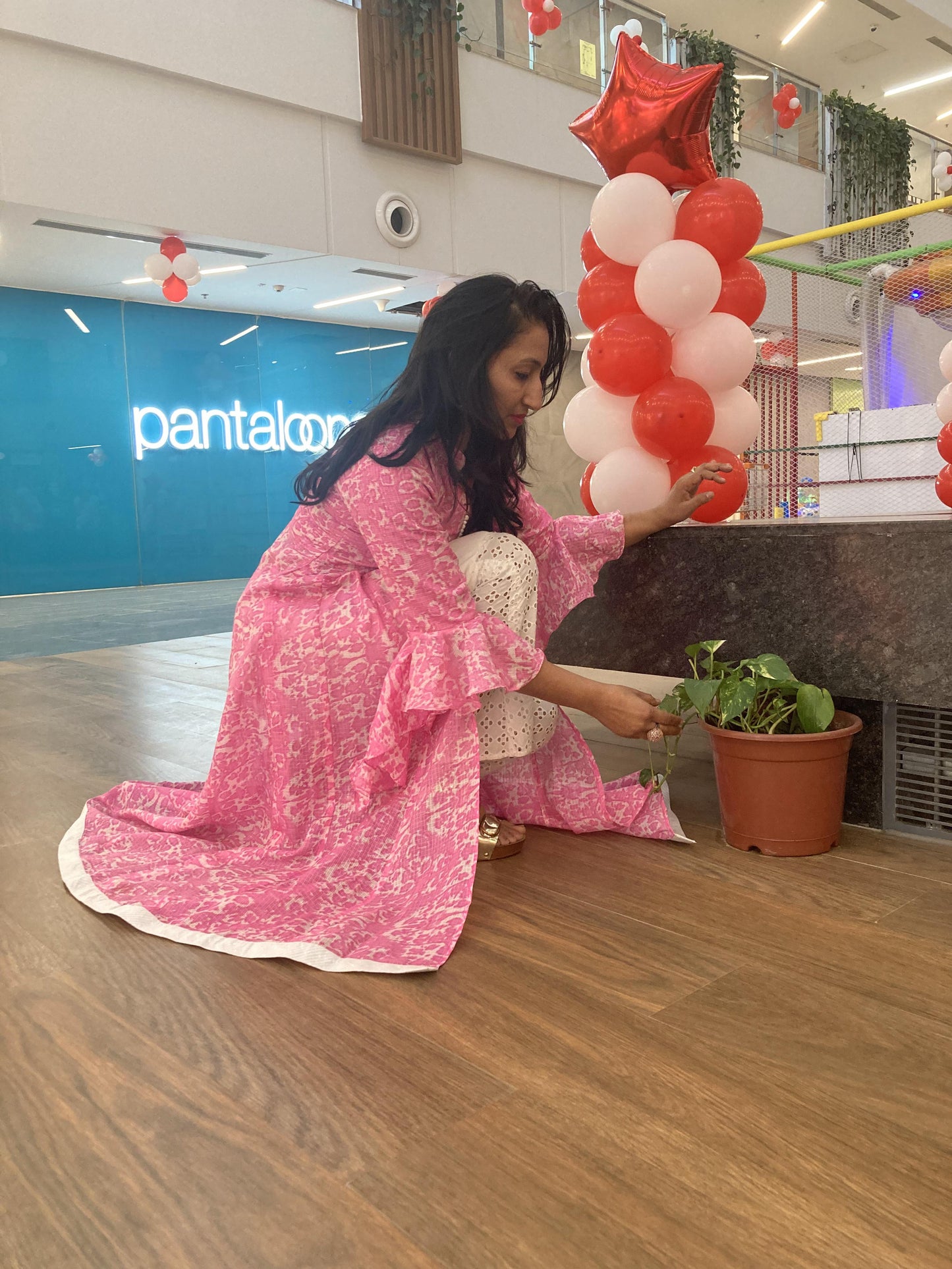 Kalidaar Pink Indowestern Style Kurti Set