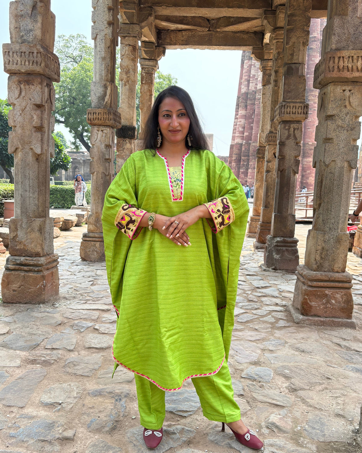 Rangraaz Green Antifit Semi Silk  Suit Set (Set of 2)
