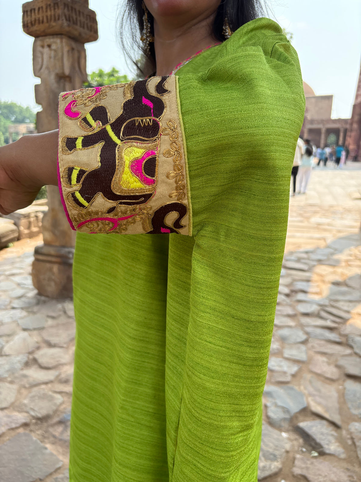 Rangraaz Green Antifit Semi Silk  Suit Set (Set of 2)