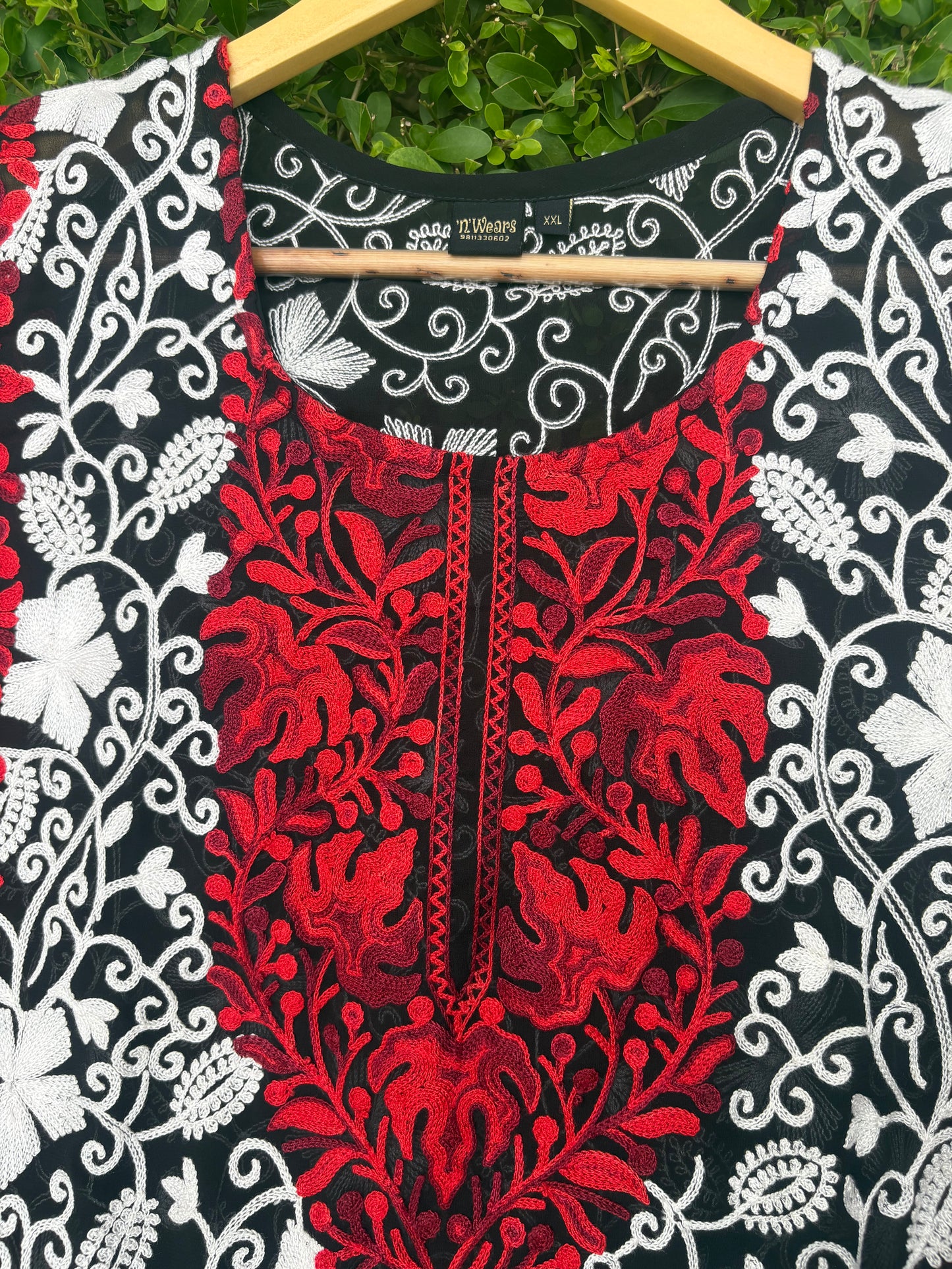 Gulzaar Black & Red kashmiri embroidery kurti