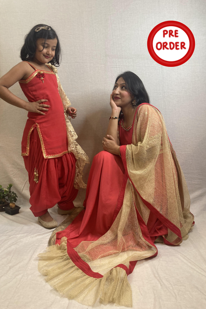 Mother Daughter Twinning Dress