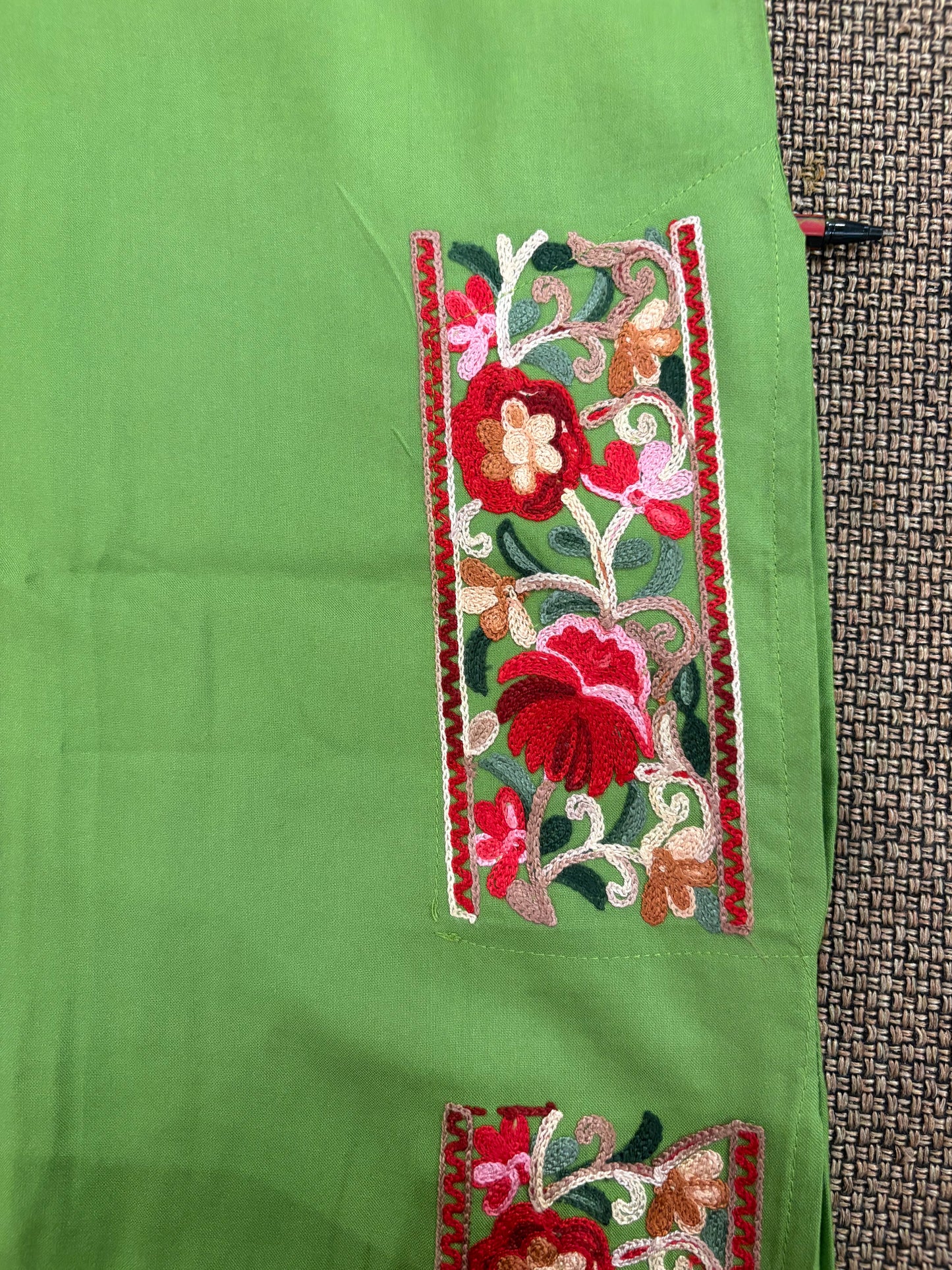 Parrot Green Kashmiri Phiran