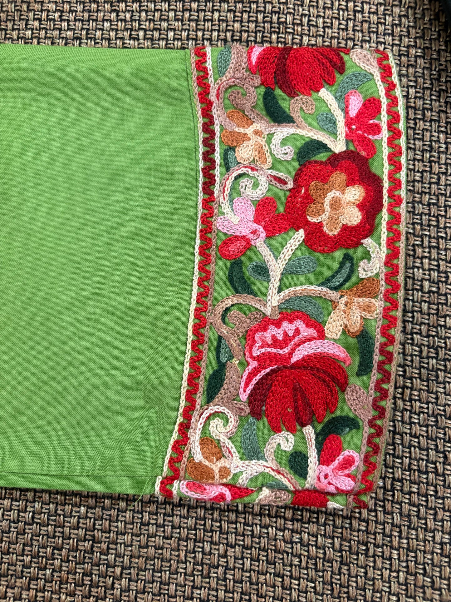 Parrot Green Kashmiri Phiran