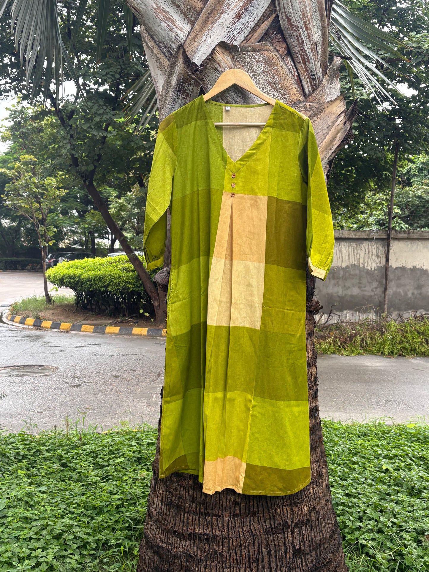 Green Cotton Checked Suit Set (Set of 2)