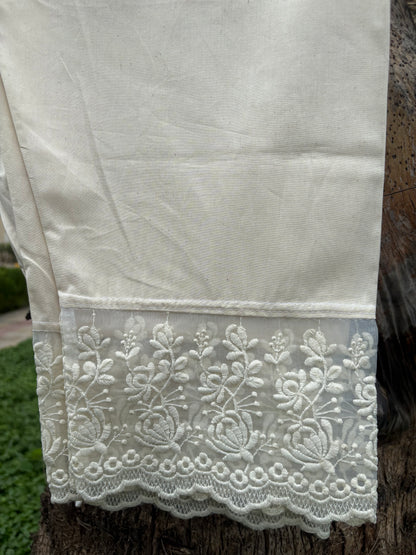 Ivory Plazo With Tissue Border
